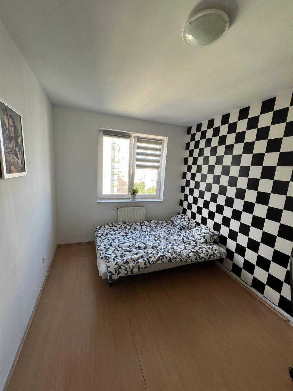 Hostel „U Sashka” 华沙 外观 照片